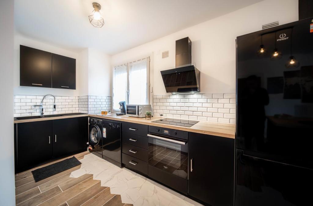Beautifulhome Appartement Avec Balcon - Centre Ville Chalon-sur-Saône Zewnętrze zdjęcie